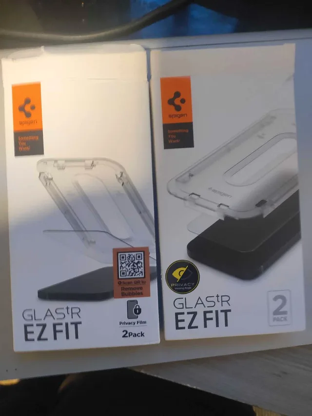 Spigen Glass Screen Protectors for iPhone 15/14 Pro thumbnail