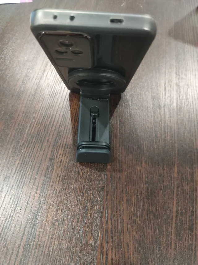 PROfezzion magsafe Airplane Phone Holder image indicator(5)