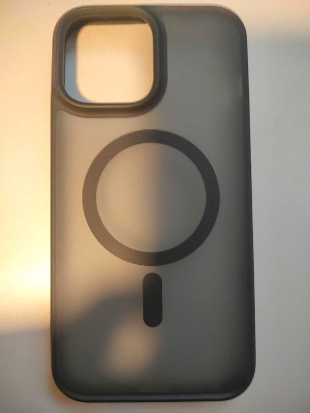 torras case for iPhone 13 pro max and spigen case