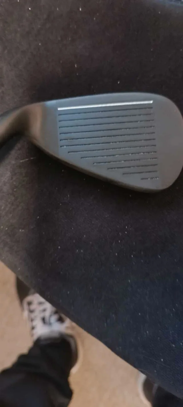 Lagshot junior golf swing trainer, for ages 12 to 14 image indicator(2)