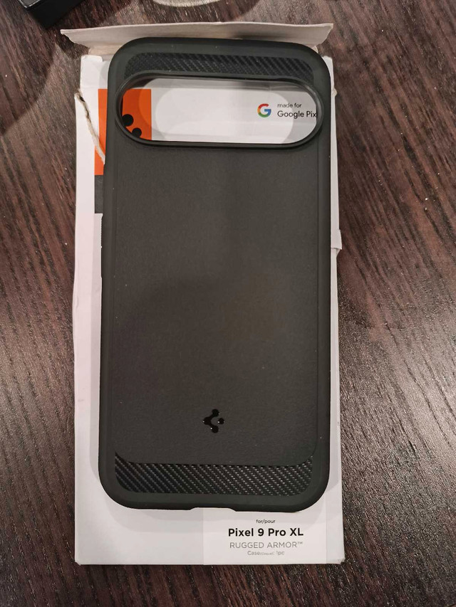 Pixel 9 pro xl Spigen cases - photo 4