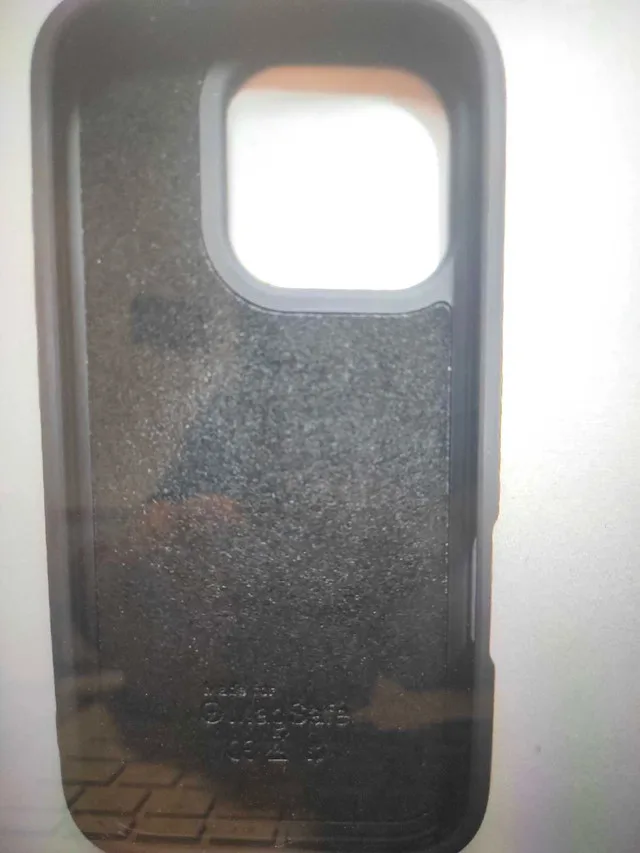 Bolvunes Ring Stand case iPhone 16 pro with MagSafe image indicator(3)