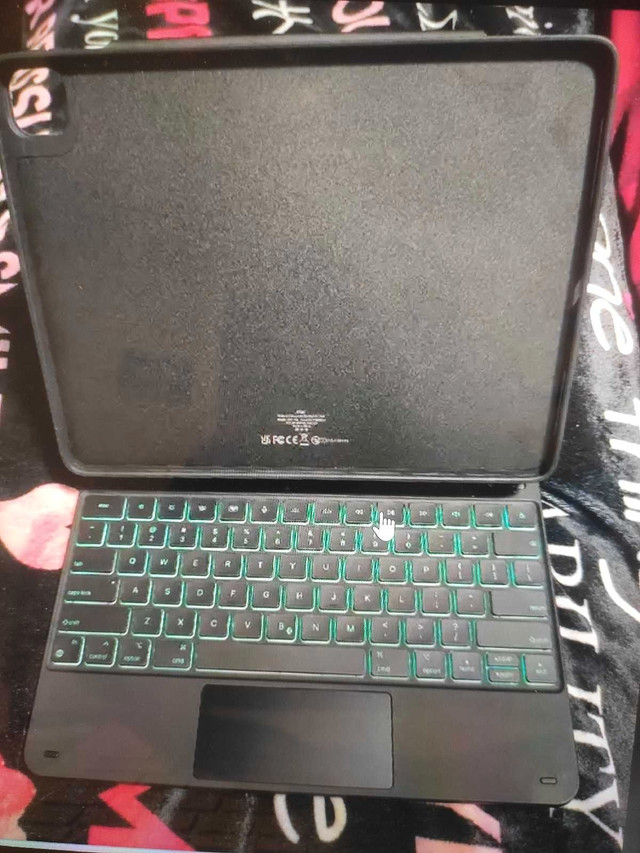 ESR rebound 360 magnetic keyboar iPad Pro12.9"(6th/5th/4th/3rd)