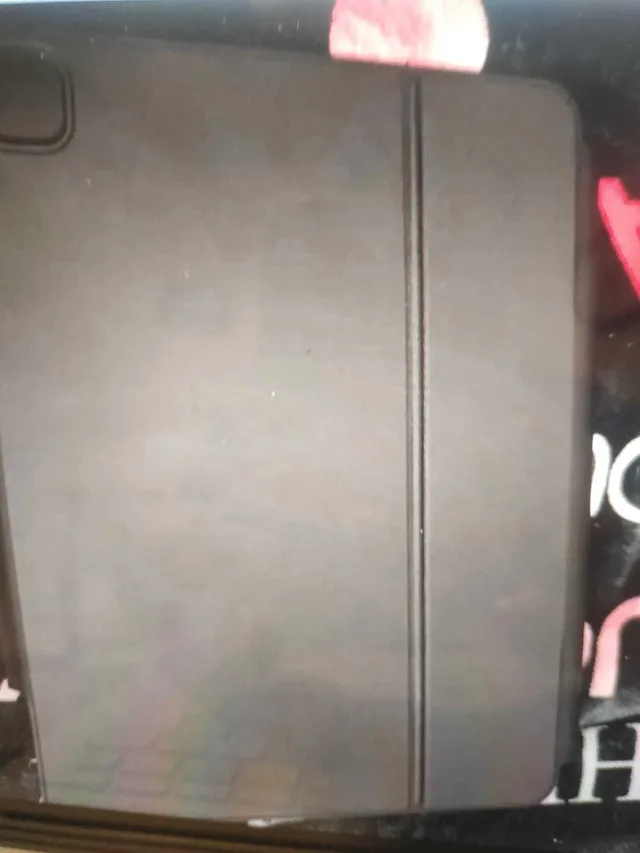 ESR rebound 360 magnetic keyboar iPad Pro12.9"(6th/5th/4th/3rd) image indicator(5)