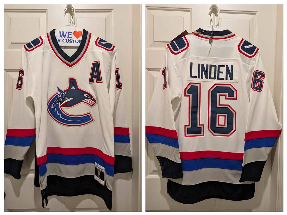 Trevor Linden Canucks Jersey BRAND NEW - Size Tall Medium