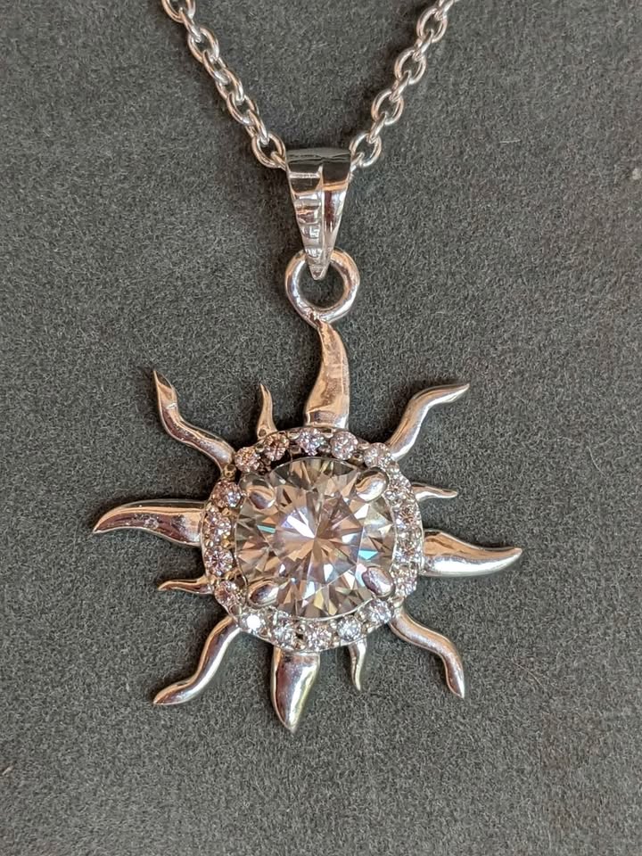 Moissanite 2.15 carat Sun Burst Necklace Sterling Silver - photo 2