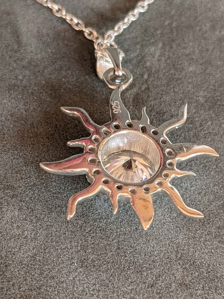 Moissanite 2.15 carat Sun Burst Necklace Sterling Silver - photo 3