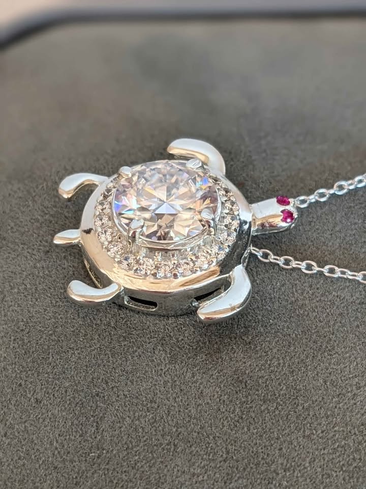 Moissanite 3.5 carat Turtle Necklace Sterling Silver New - photo 3