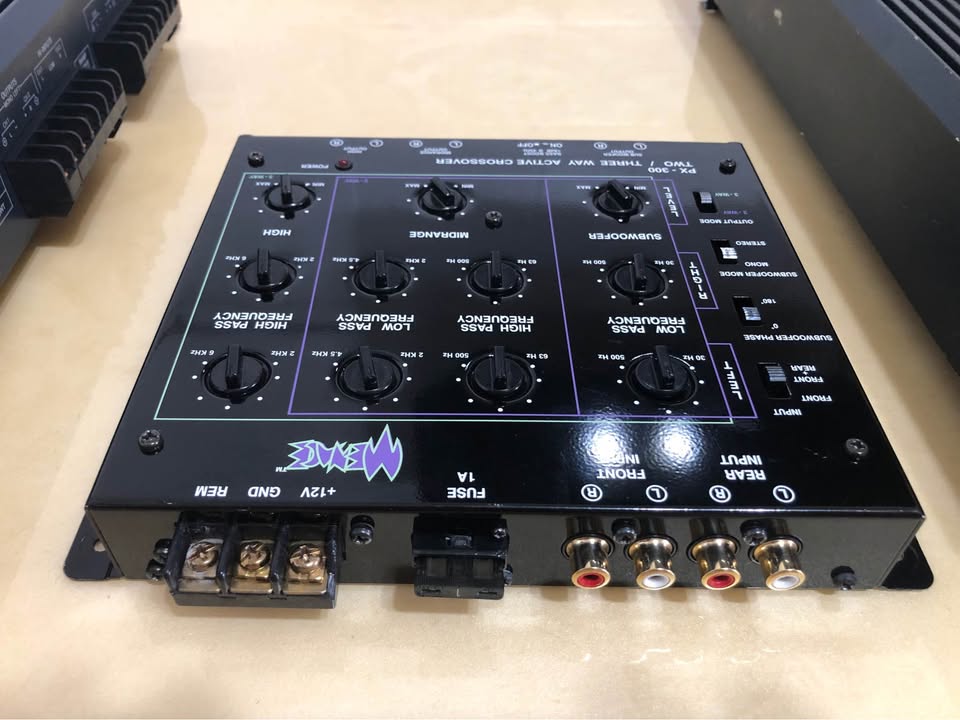 CARVER Amp / Crossover - photo 5