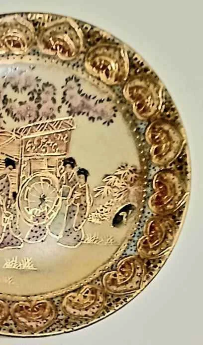 Antique Chinese Hand Painted 24 KT Gold Satsuma Plate image indicator(4)