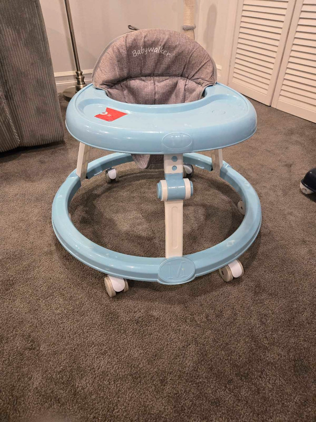 baby walker with wheels