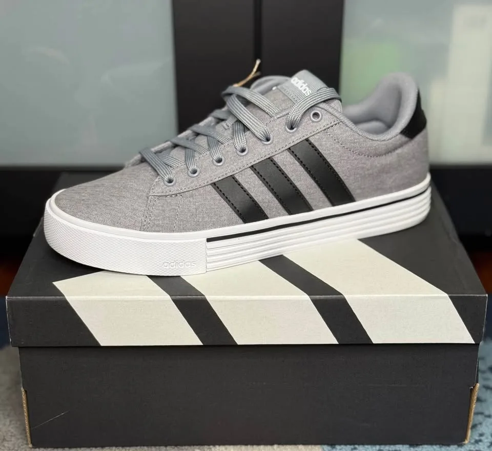 Adidas Daily 4.0 Men’s Sneakers – Size 9 | Brand New thumbnail
