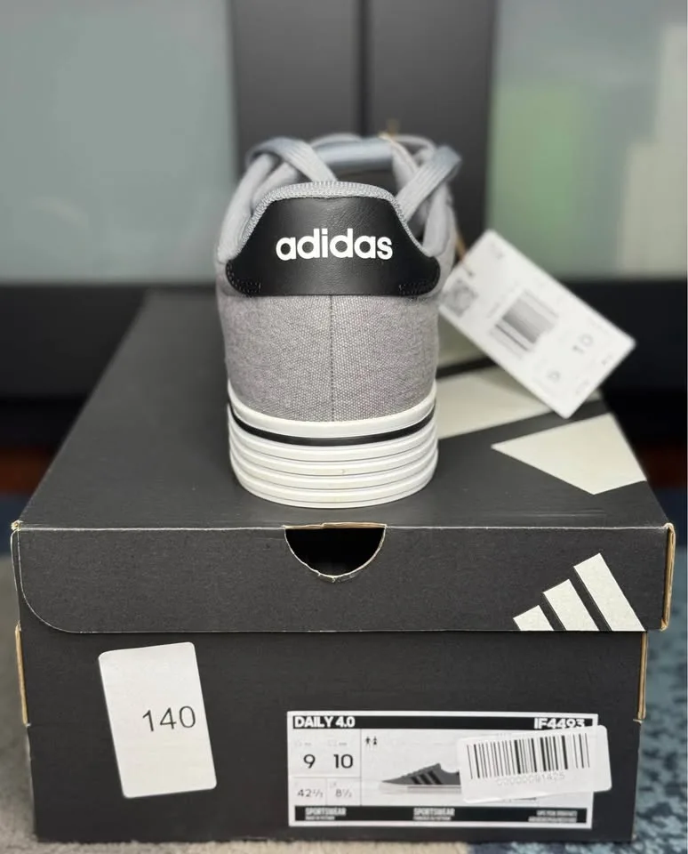 Adidas Daily 4.0 Men’s Sneakers – Size 9 | Brand New image indicator(3)