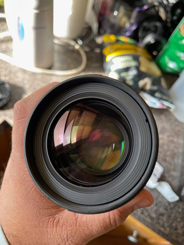 Rokinon 100mm T3.1 Macro Cine DS Lens (Canon EF) - photo 2