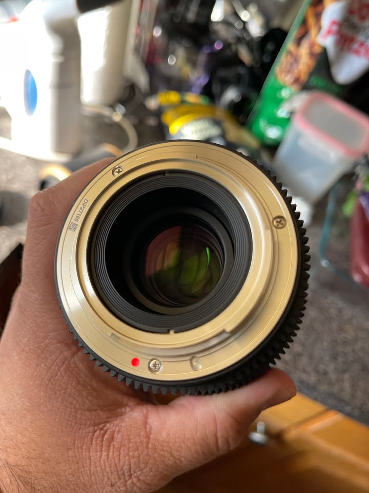 Rokinon 100mm T3.1 Macro Cine DS Lens (Canon EF) - photo 3