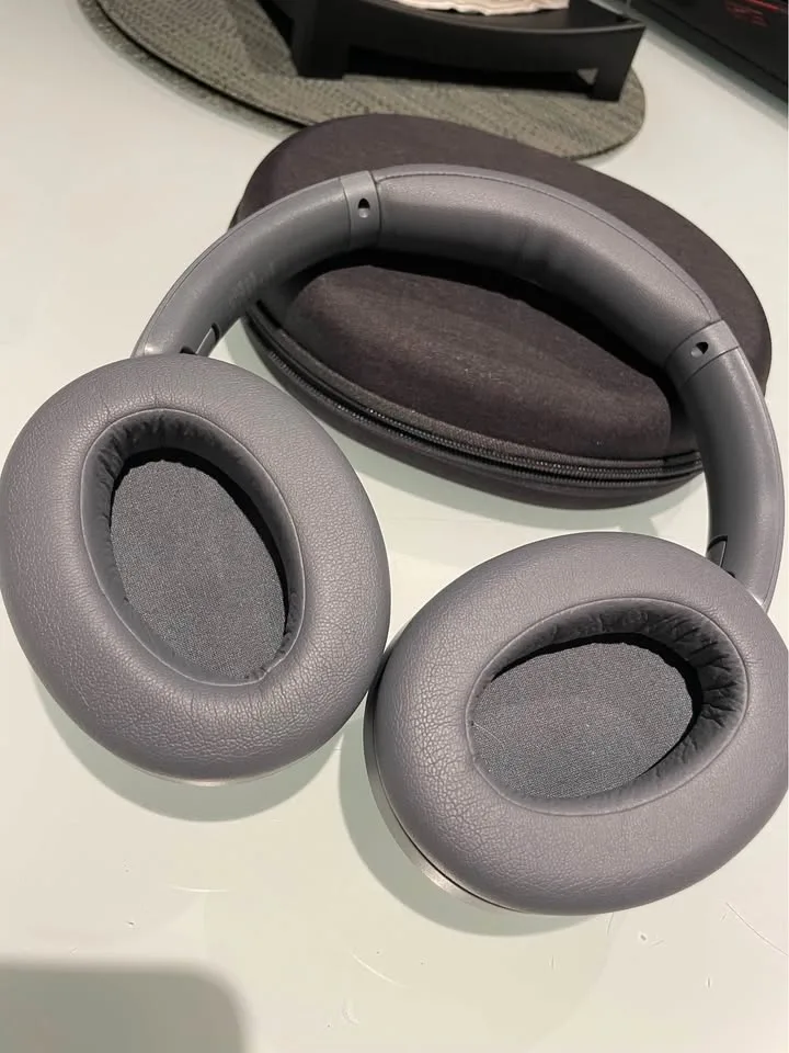 Sony wireless noise cancelling headset image indicator(3)