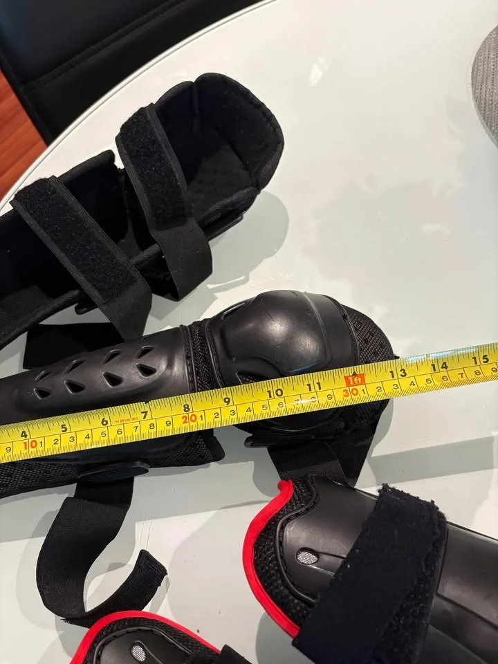 Knee and Sheen protector image indicator(4)