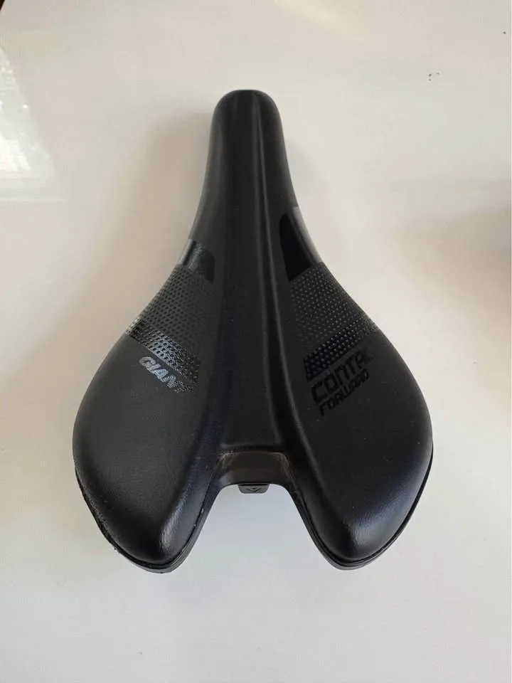 Giant Contact Saddle image indicator(2)