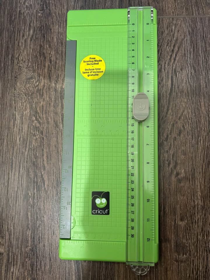 Cricut Crv001 Personal Cutter + Accessories - photo 4