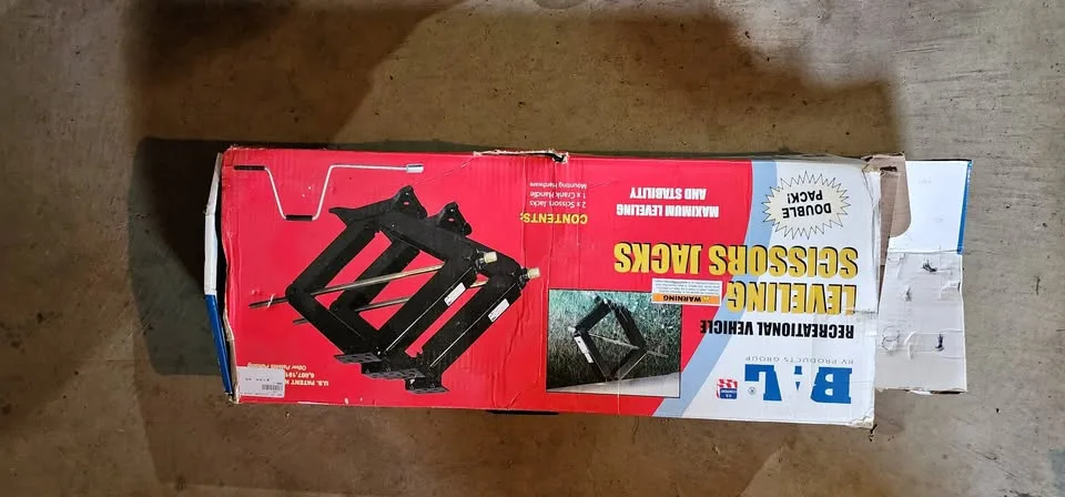 BAL 24002D 24" Deluxe Leveling Scissors Jack (pair)