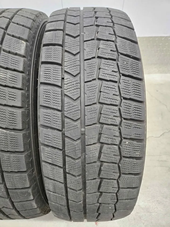 Winter Tire Set- 225/60R17 image indicator(6)