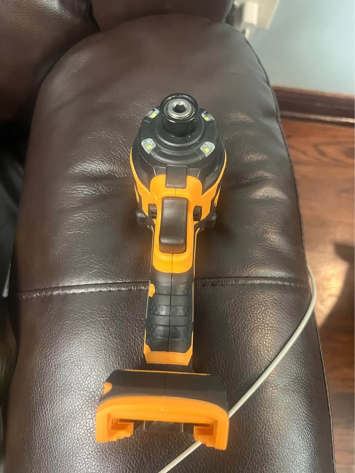 Cordless brushless impact screwdriver no battery charger - photo 3