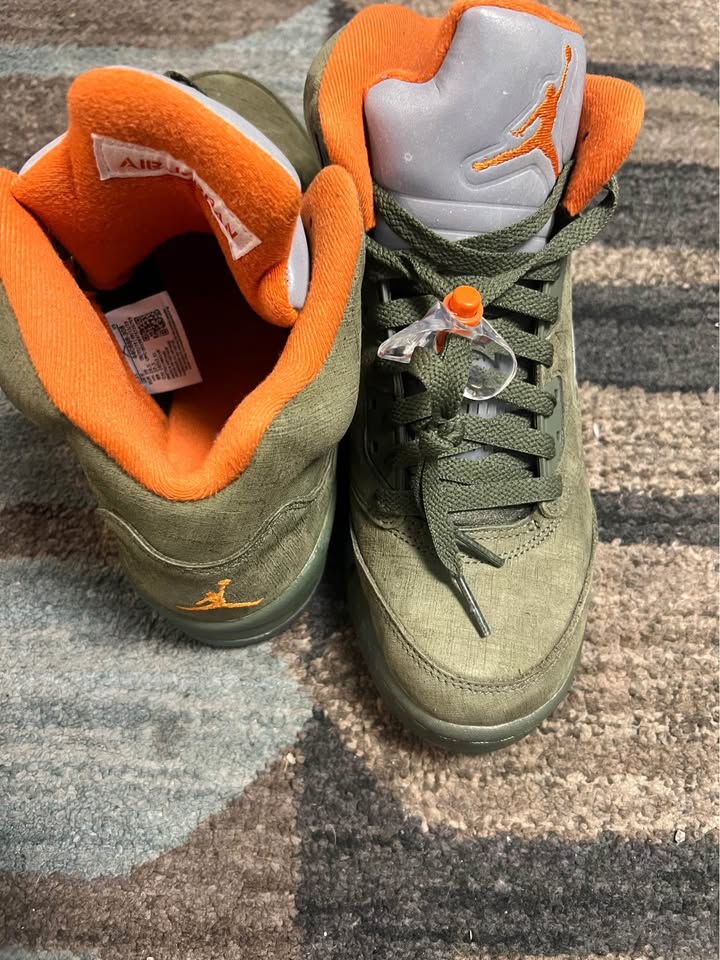 Youth size 6.5 Air Jordan 5 Jetro (GS) Olive - photo 2
