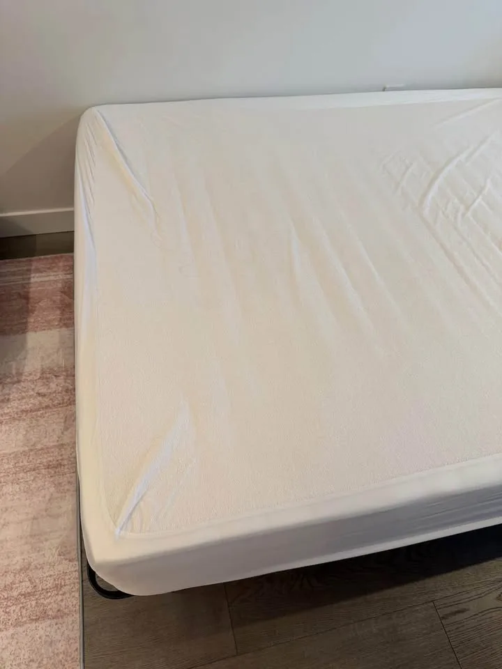 🛏️ IKEA Queen Mattress + Amazon Foldable Bed Frame image indicator(2)