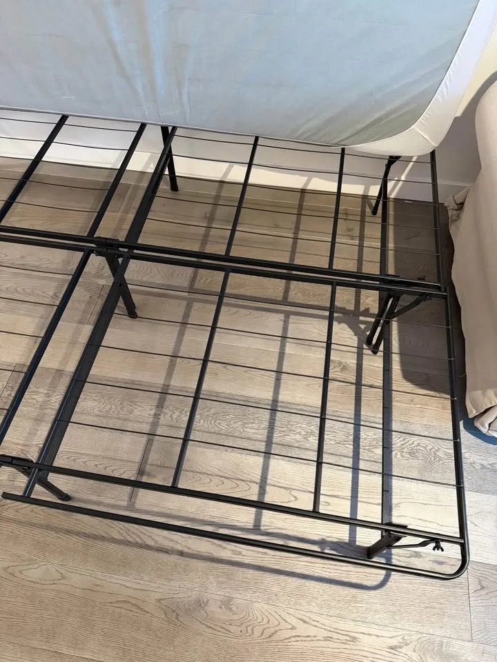 🛏️ IKEA Queen Mattress + Amazon Foldable Bed Frame image indicator(10)