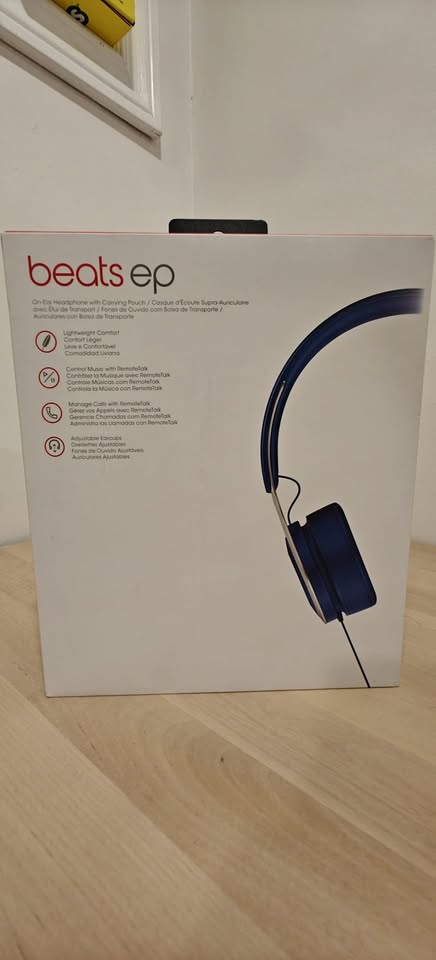 Beats EP On-Ear Headphones – New in Box - photo 2