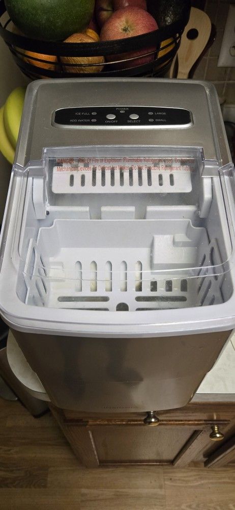 Ice Maker - photo 2