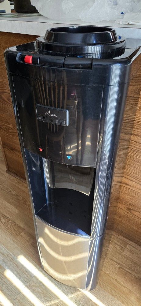 Vitapur Hot and Cold Water Dispenser - photo 3