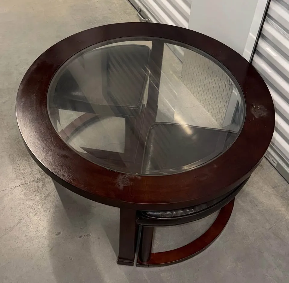 Round Glass Coffee Table with 2 Nesting Stools image indicator(2)