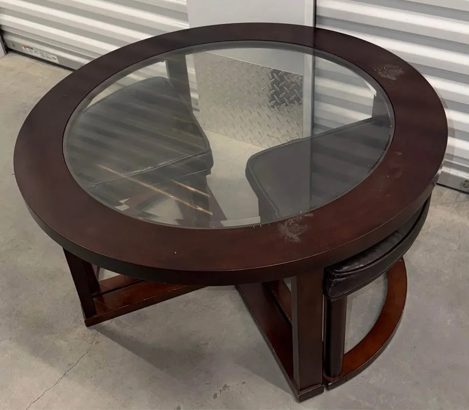 Round Glass Coffee Table with 2 Nesting Stools image indicator(3)