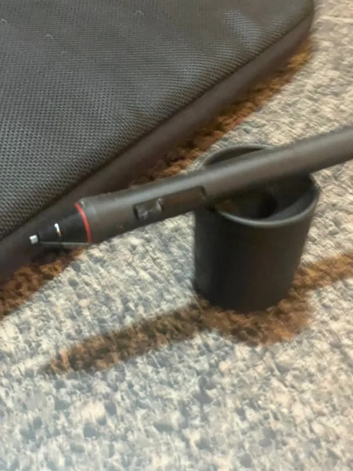 Wacom Intuos Pro Design / Draw Tablet image indicator(7)