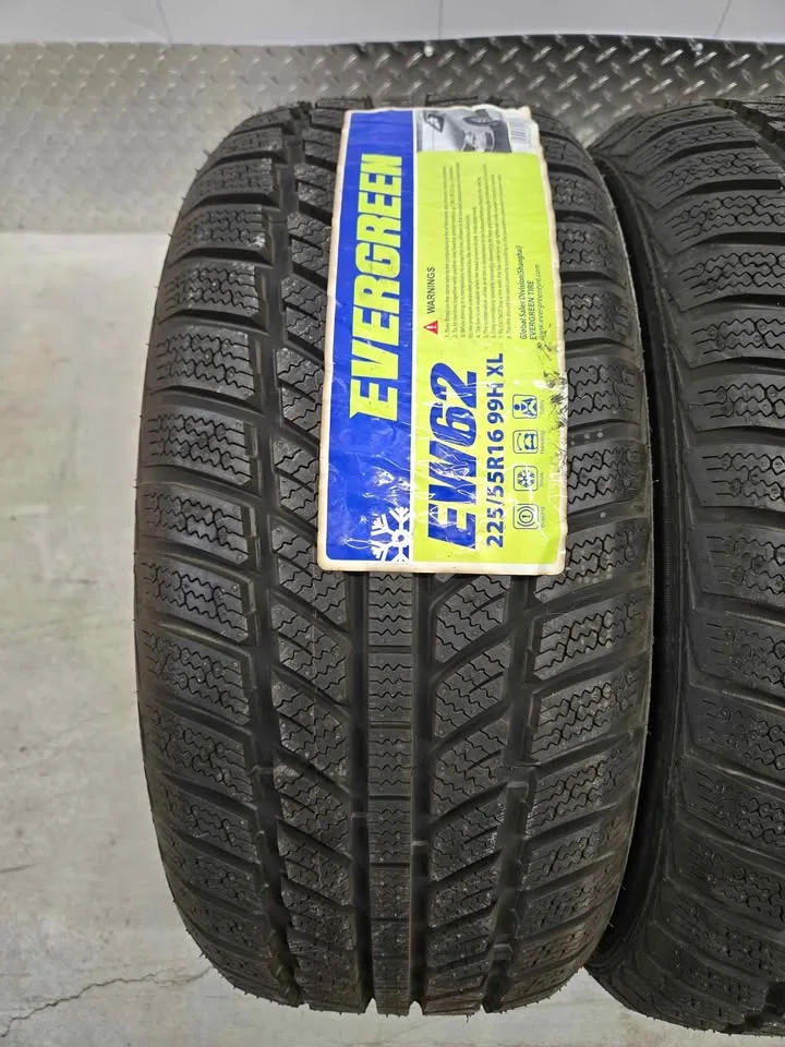 Winter Tires Set- 225/55R16 image indicator(3)