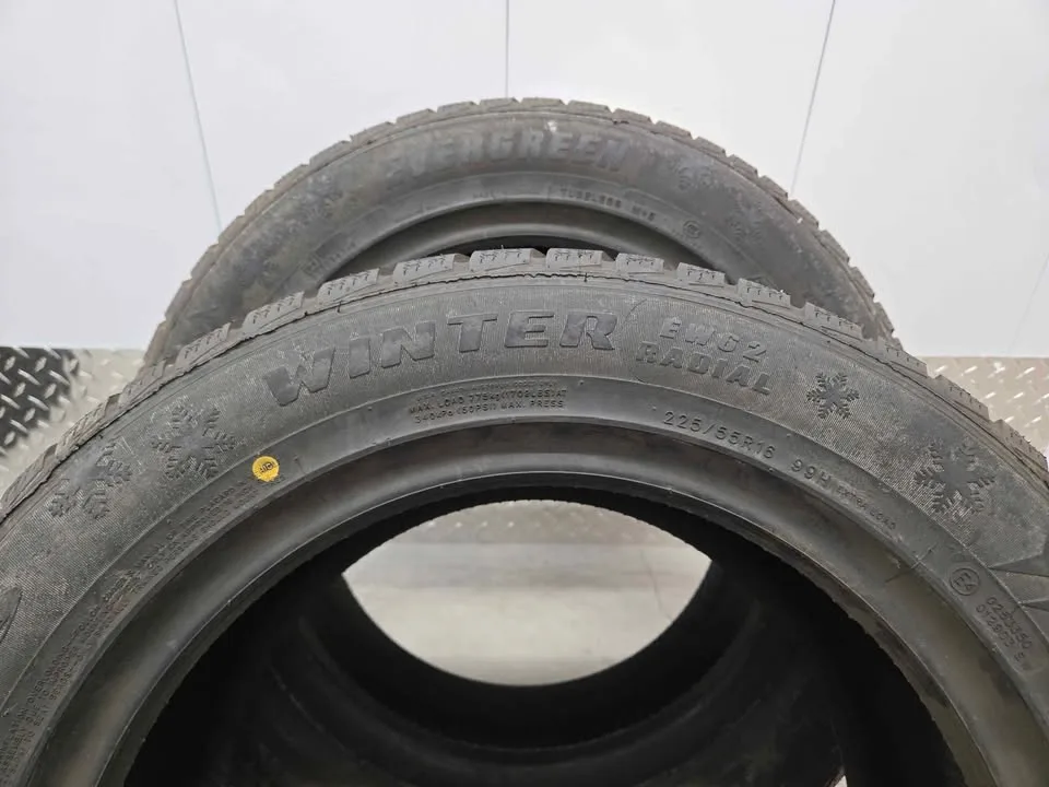 Winter Tires Set- 225/55R16 image indicator(9)