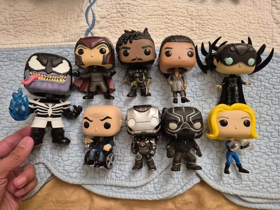 Out of box Funko pops image indicator(4)