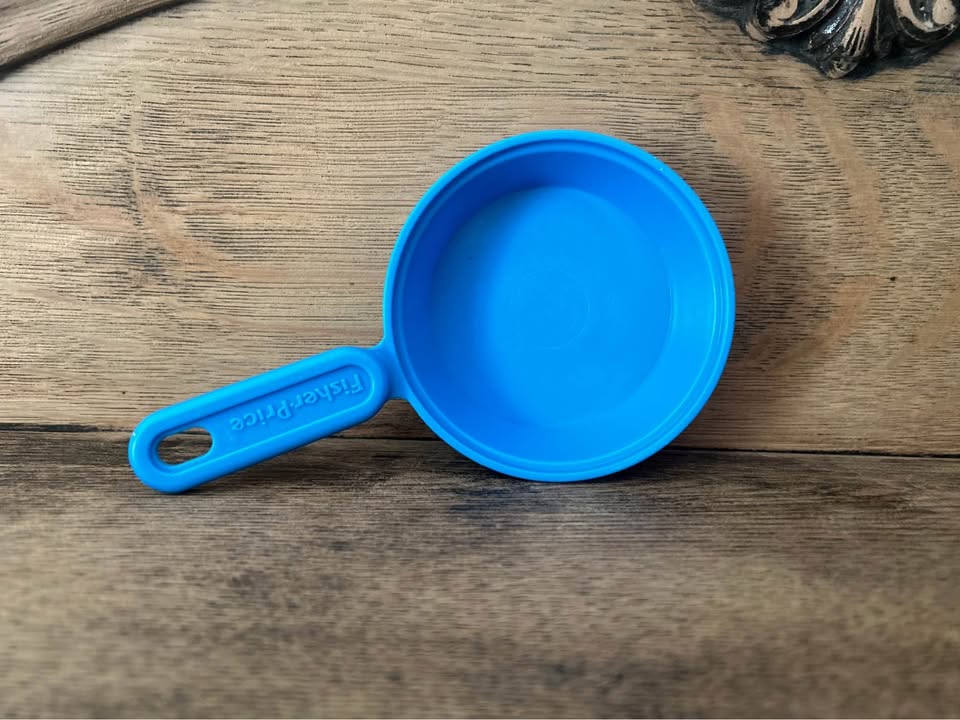 Vintage 1987 Fisher Price Frying Pan Blue