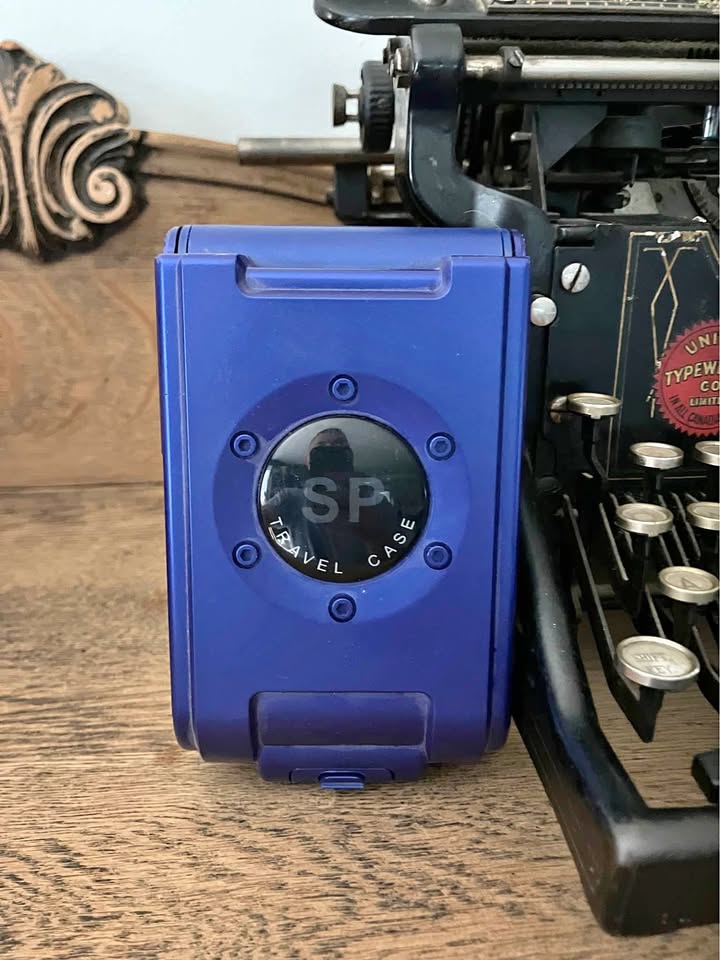 GearGaming Edge GBA SP Travel Hard Case GameBoy BLUE