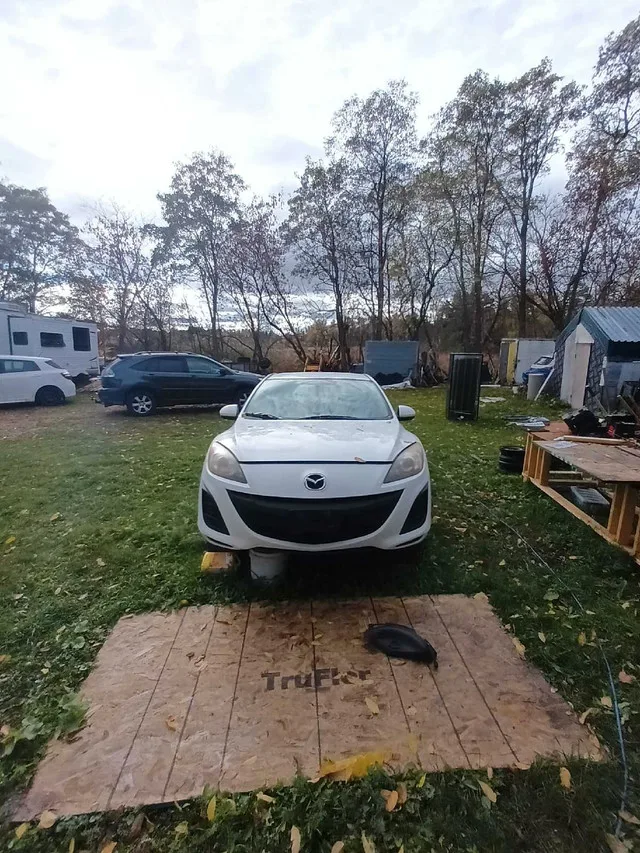 2010 Mazda 3 - For parts Runs image indicator(2)