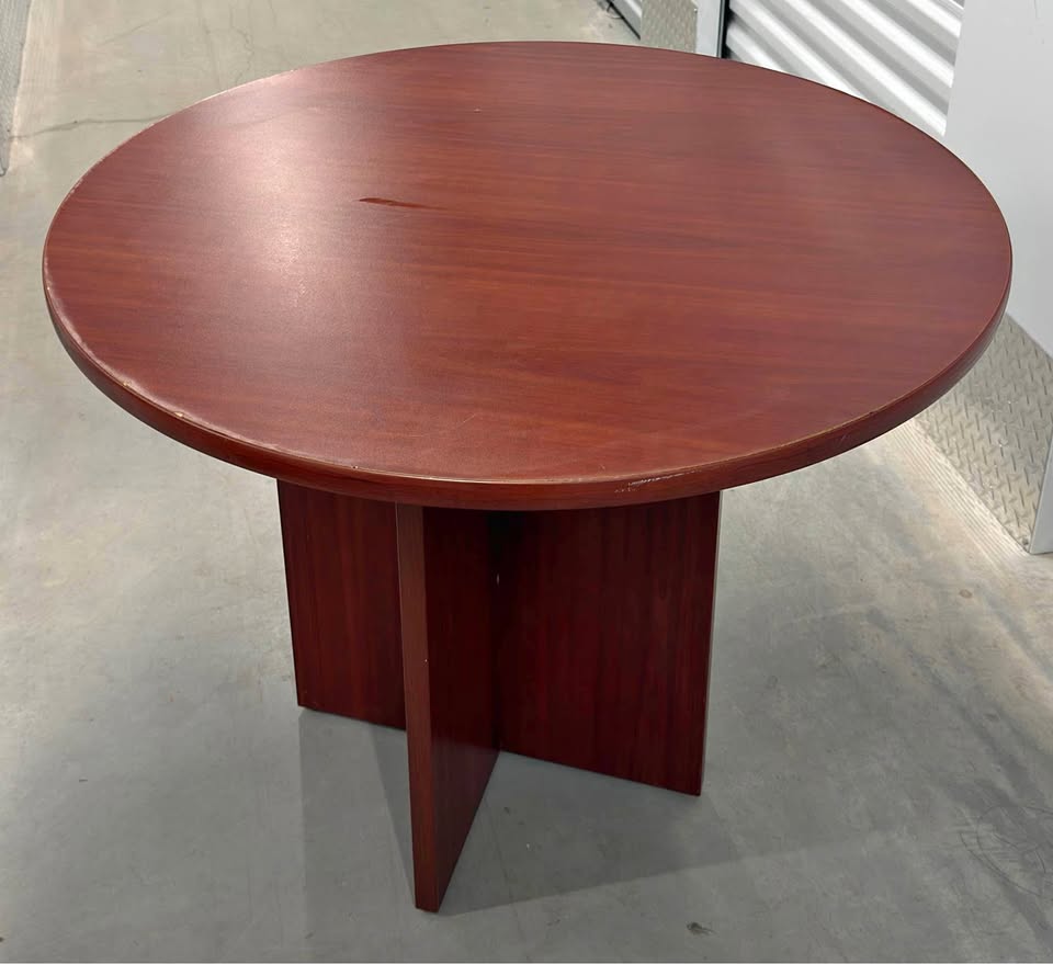 Cherry Round Dining Table with 4 Black Leather Chairs - photo 3