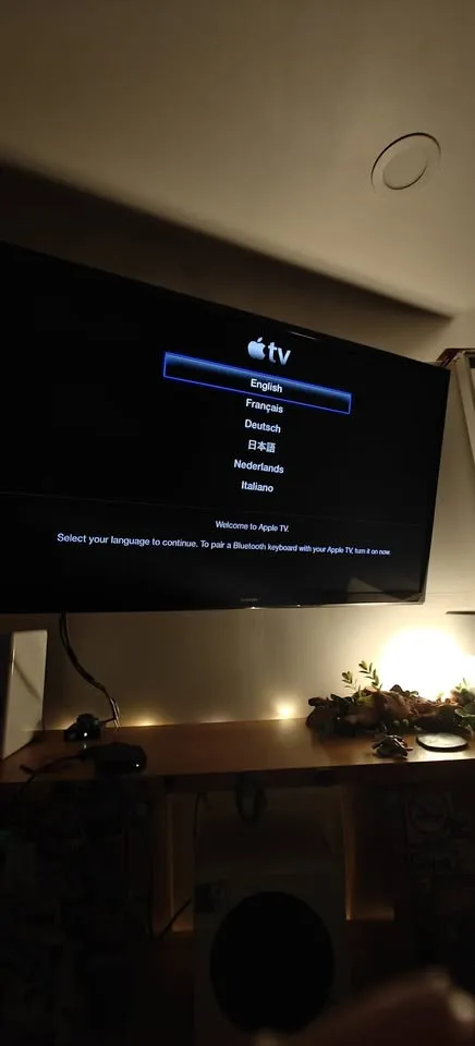 Apple TV Streamer – Good Condition with Remote (2nd Generation) image indicator(3)