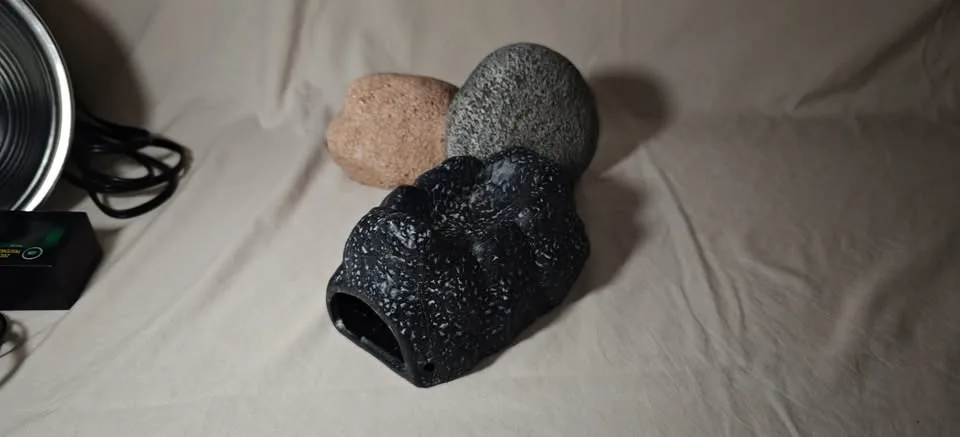 Assorted Reptile Accessories – Like New image indicator(3)