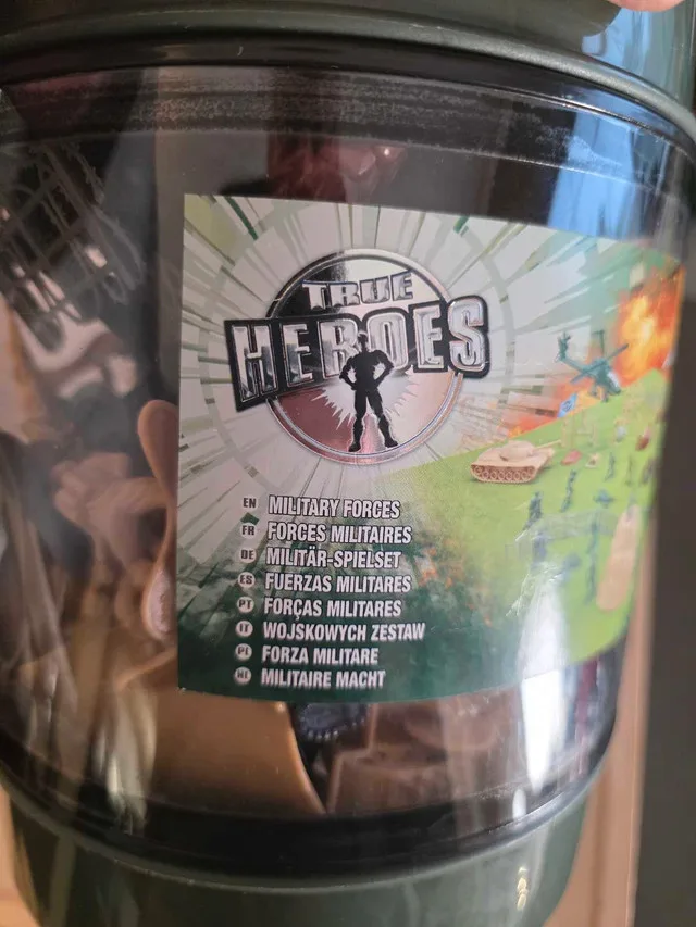 Heroes Toy Set 72 PIECES image indicator(2)