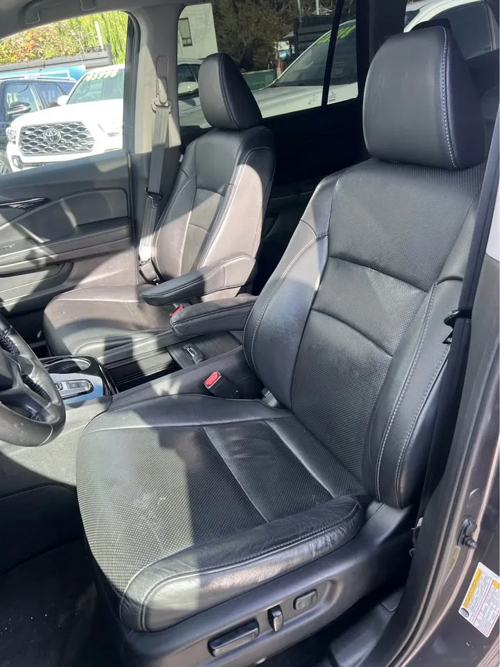 2019 Honda Pilot Touring image indicator(6)