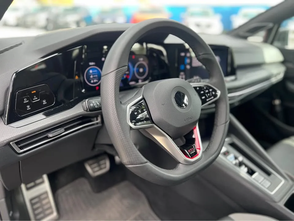 2022 Volkswagen Golf GTI Performance image indicator(7)