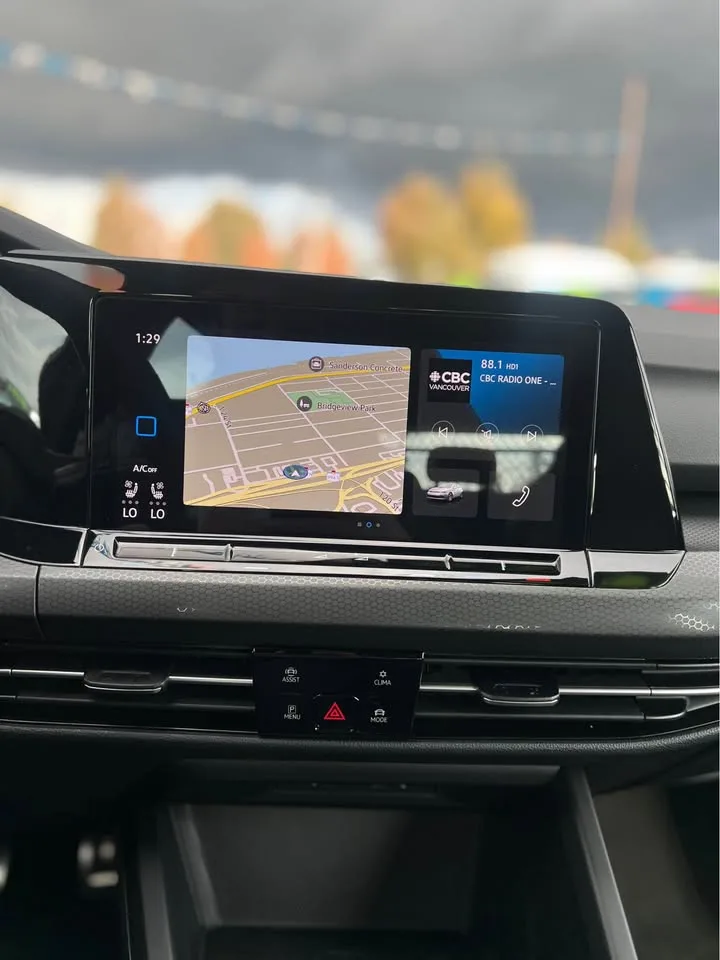 2022 Volkswagen Golf GTI Performance image indicator(10)