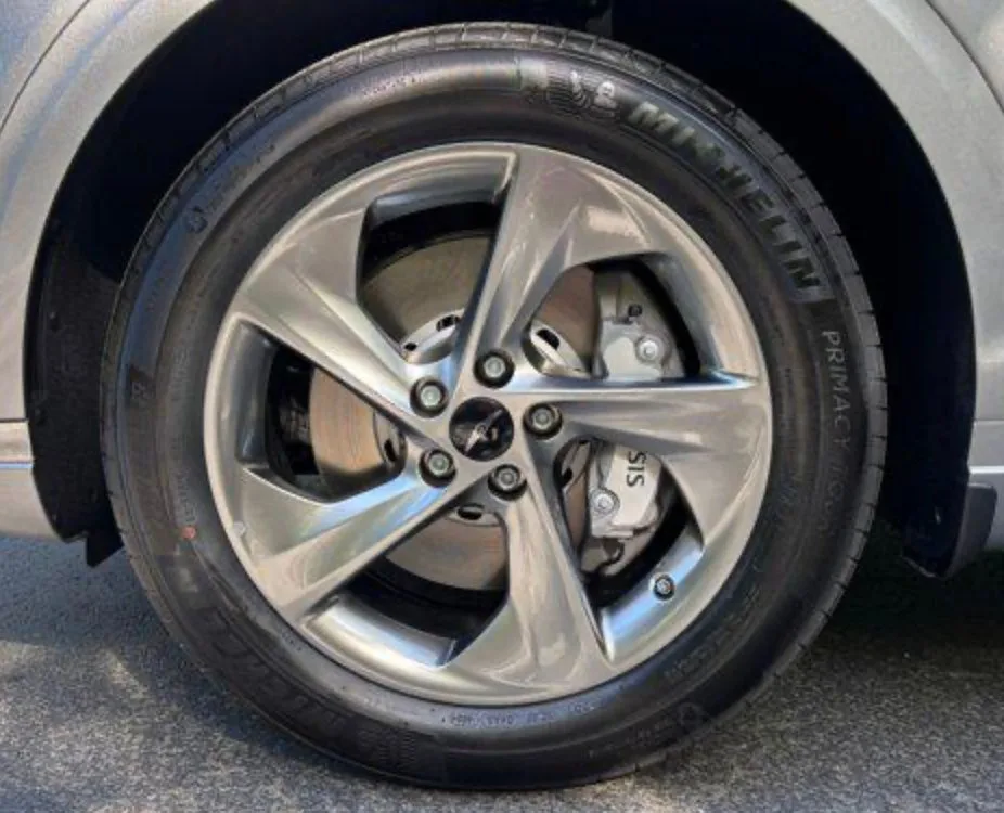 2026 Genesis GV70 2.5T Advanced w/Technology Pkg 5P image indicator(2)