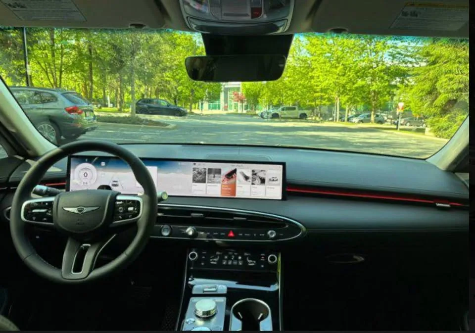 2026 Genesis GV70 2.5T Advanced w/Technology Pkg 5P image indicator(4)